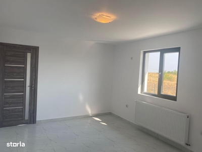 Apartament 3 camere | 50 Mp | Balcon | Parcare | Floresti Tineretului