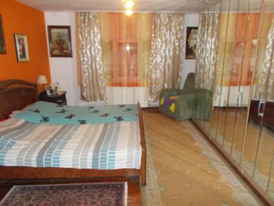 Casa Timisoara, zona Ronat, 3 camere, 90mp, teren 380mp