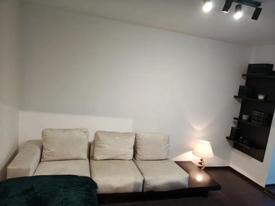 Apartament 2 camere, lux, Exercitiu, etajul 2