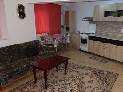 Apartament cu 4 camere transformat in 3 camere in Deva