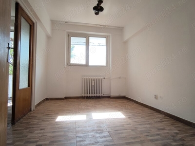 Inchiriere apartament 3 camere Drumul Taberei, metrou, negociabil