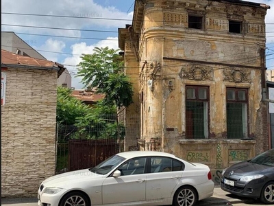 Teren Teren cu casa demolabila