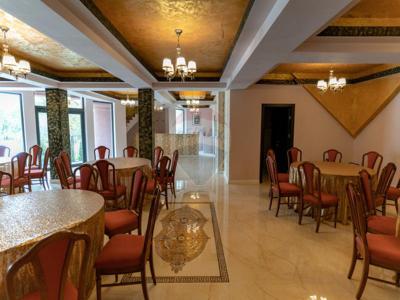 Hotel / Pensiune cu 7 camere in Hunedoara, zona Central
