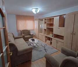 Apartament 2 camere + demisol, zona Stefan cel Mare