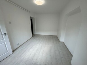 Apartament 2 camere, ( piata Dunarea )