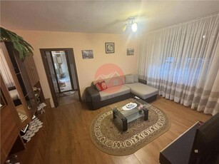 Apartament 2 camere, semidecomandat, lânga Sala Polivalenta mobilat si utilat