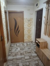 Apartament 2 camere,decomandat,zona Penny,Navodari!