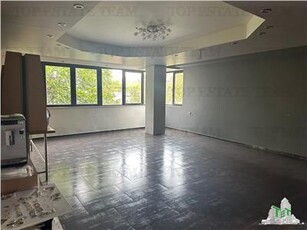 Apartament 3 camere de vanzare in zona Bucurestii Noi