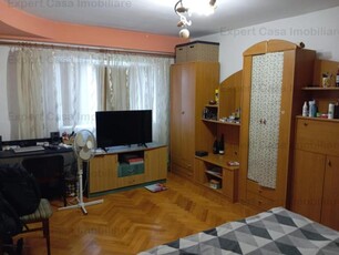 Apartament | 3 camere | Decomandat | Canta -