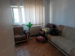 Apartament 3 camere, decomandat, Colentina