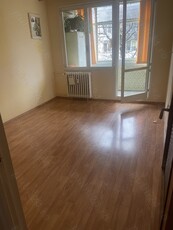 Apartament 3 camere zona Brancoveanu