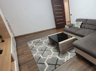 Apartament cu 3 camere,parter.