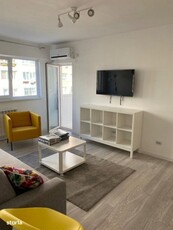 Apartament de 2 camere, 50 mp, semidecomandat, parc, zona Tineretului