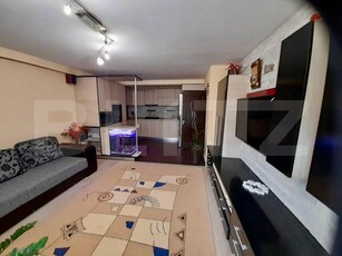 Apartament la cheie, 3 camere, 64 mp, parcare, et intermediar, zona Teilor