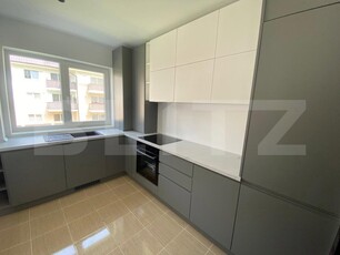 De vanzare apartament de 2 camere decomandat