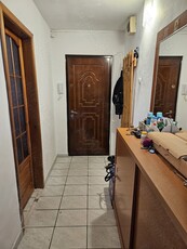 De vanzare Apartament spatios cu 2 camere in zona Soarelui