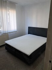 Inchiriez apartament 2 camere,et. 1, zona ultracentrala Baia Mare