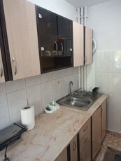 Închiriez apartament două camere