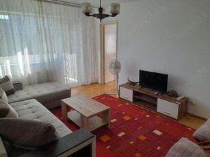 Inchiriez apartament zona ISHO