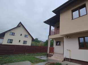 (OFERTA VANDUTA) Vila tip duplex Bucium - Soseaua Barnova, imobil nou, nelocuit