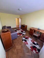 Proprietar, închiriez apartament 2 camere, decomandat, Scriitorilor