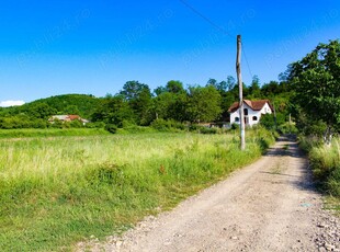 Teren intravilan de vanzare in Bogdanesti (7km de Onesti), Proprietar