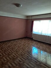 Vand apartament 2 camere in bloc zona Odobescu