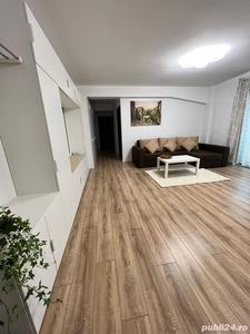 Apartament 3 camere de inchiriat Salajan