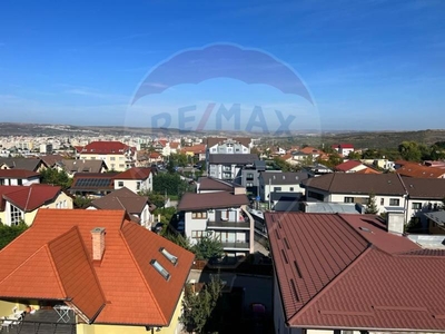 Apartament la prima inchiriere cu gradina si view superb in Buna Ziua