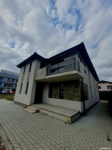 Casa zona Binder Sibiu 4 camere + teren 500 m (Nu doresc sa fiu contactat de agentii imobiliare)