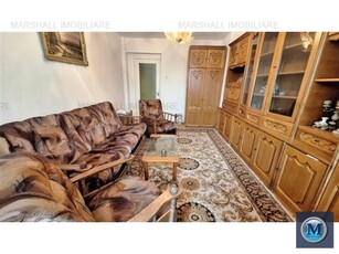 Apartament 2 camere de vanzare, zona Democratiei, 49 mp