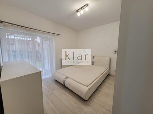 Apartament 2 camere decomandat, GRADINA! Zona Vivo!