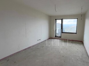 Apartament 3 camere in zona HOTEL TULIP