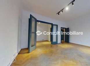 Apartament 4 camere | Centru