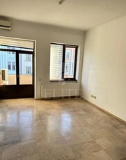 Apartament 4 camere in zona ULTRACENTRALA