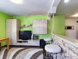 Apartament de vanzare 2 camere + Parcare Strada Eroilor Comision 0%