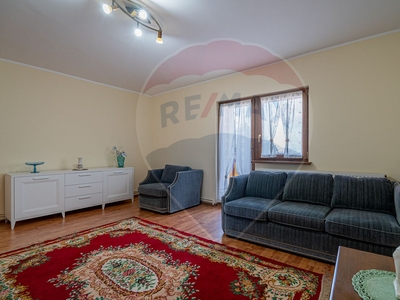 Apartament 3 camere inchiriere in bloc de apartamente Brasov, Judetean