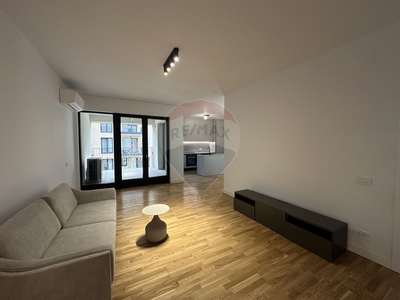 Apartament 3 camere inchiriere in bloc de apartamente Bucuresti, Pipera