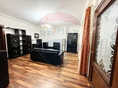 Apartament 3 camere inchiriere in casă vilă Sibiu, Central