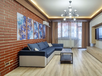 Apartament 3 camere vanzare in bloc de apartamente Brasov, Tractorul