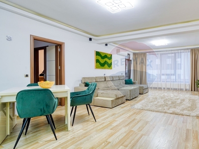 Apartament 3 camere vanzare in bloc de apartamente Brasov, Tractorul