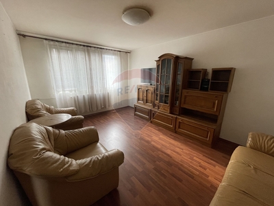 Apartament 3 camere vanzare in bloc de apartamente Bucuresti, Valea Oltului