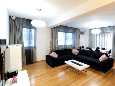 Apartament modern cu 4 camere, 3 bai | 63mp gradina exclusiva
