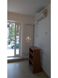 Apartament parter autorizat spatiu Mircea cel Batran.