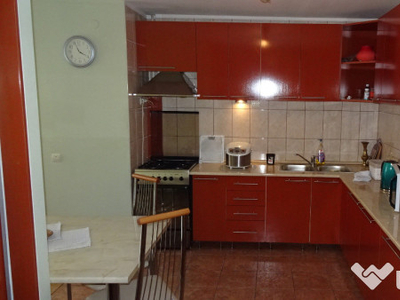Inchiriez apartament 2 camere decomandat in Deva, zona I. Maniu,
