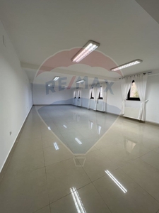 Spatii de birouri clasa inchiriere, 79.28 mp in Constanta, Casa de Cultura