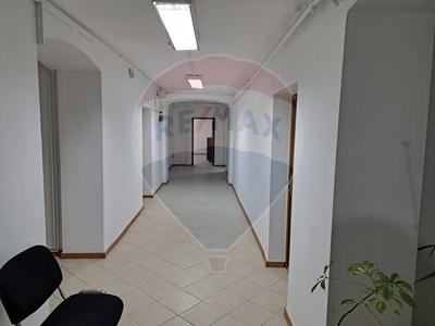 Spatiu comercial 210 mp inchiriere in Casă Vilă, Bucuresti, Universitate