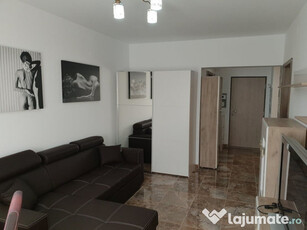 Apartament 2 camere de vanzare, Prima Decebal