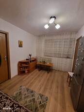 Apartament 3 camere 2 bai balcon parcare zona Calea Dumbravii