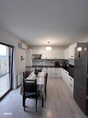 Apartament 3 camere în zona FABRICII